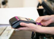 Pilih Mana: Mesin Kasir Online atau Mesin Kasir Biasa?