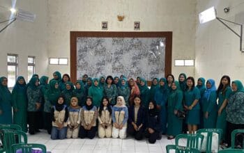 Wujudkan Keluarga Sehat, Mahasiswa KKN UPGRIS Kelompok 29 dan PKK Pedurungan Lor Gelar Sosialisasi Pangan B2SA